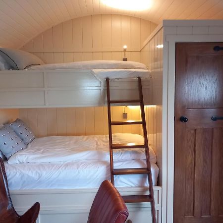 Delightful Shepherds Hut Γουέστπορτ Εξωτερικό φωτογραφία